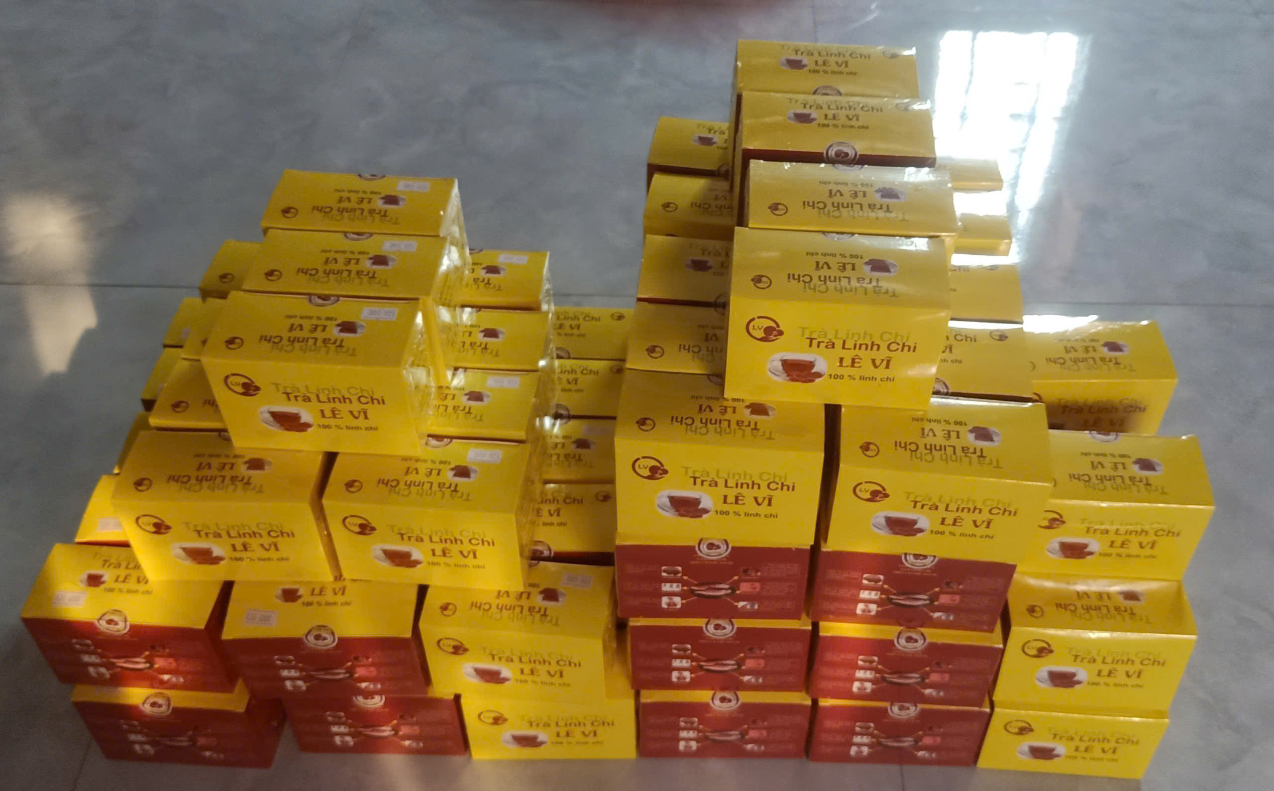 Trà Linh Chi Lê Vĩ